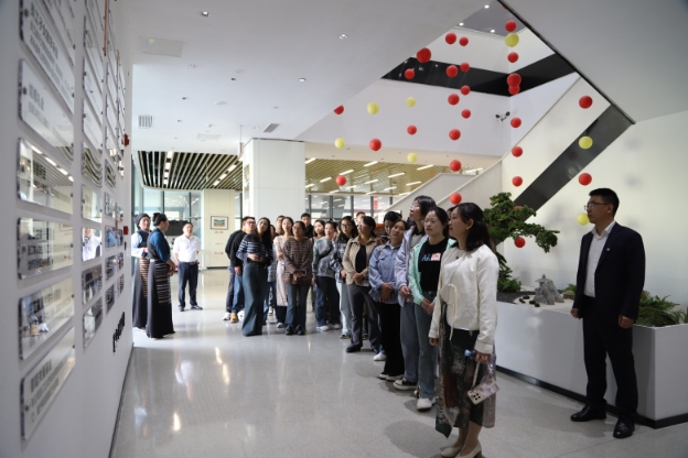 43a190adde7277d1f3032d6dac0e9254.jpg 43a190adde7277d1f3032d6dac0e9254.jpg