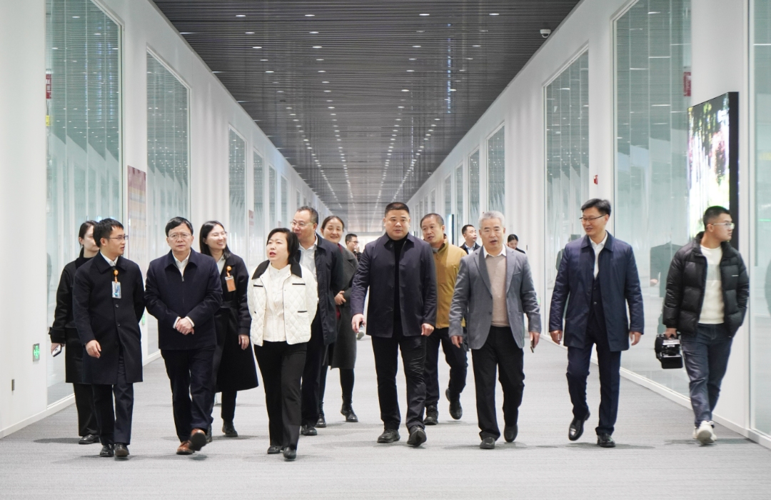 5ae14e7f66f227a8c5aac0e954b4598c.jpg 5ae14e7f66f227a8c5aac0e954b4598c.jpg