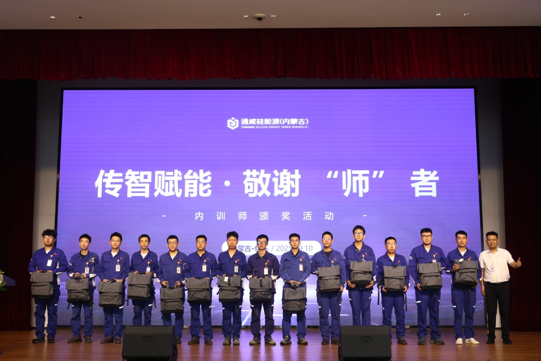 97552b89322fa670fa9702d842c04b17.jpg 97552b89322fa670fa9702d842c04b17.jpg