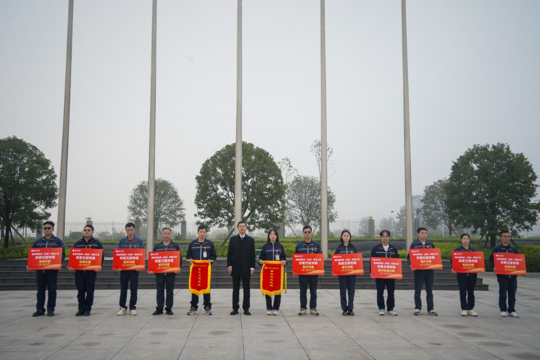 3cf93b4cbd2b476c7221ddc1e25e938b.jpg 3cf93b4cbd2b476c7221ddc1e25e938b.jpg