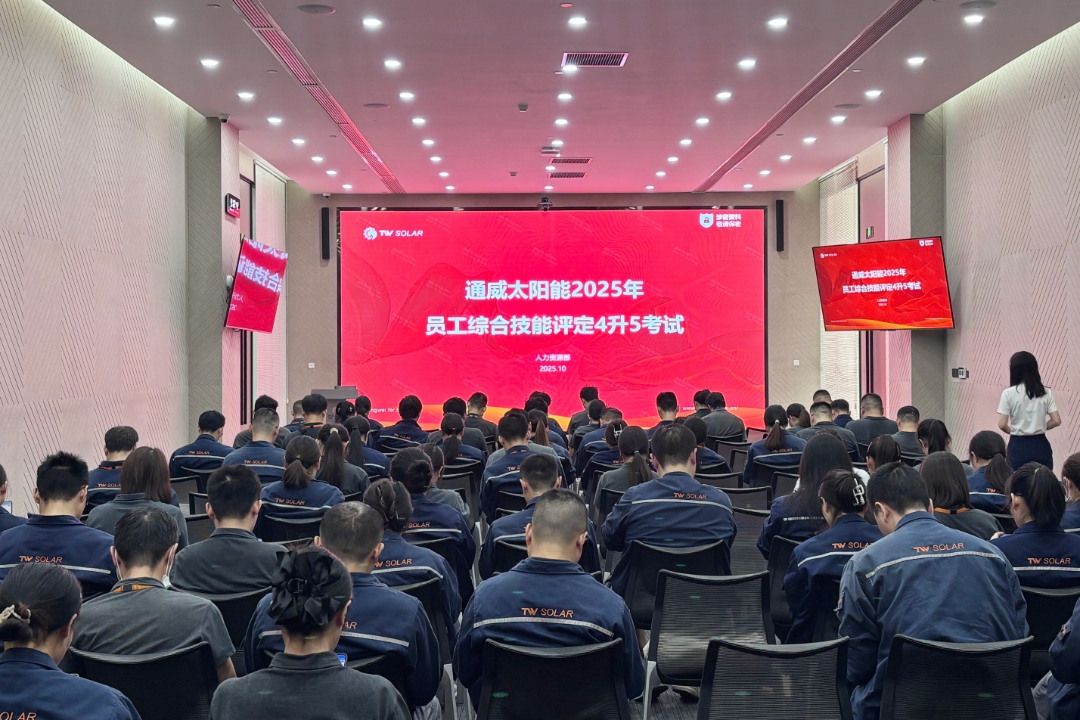 53c4e4cd9ed58cc98ea599728c90a553.jpg 53c4e4cd9ed58cc98ea599728c90a553.jpg